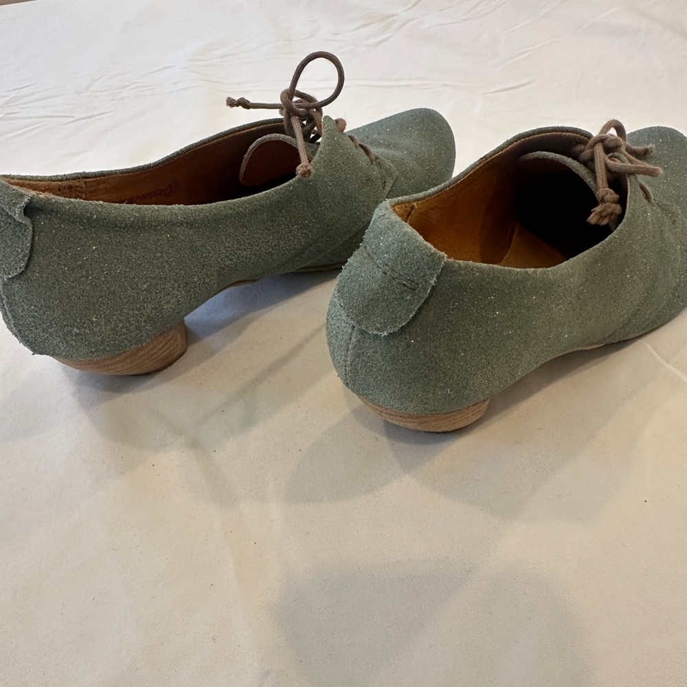 Tracey Neuls sea foam sparkle - Picture 8 of 8